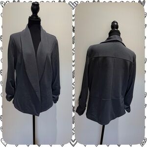 Elegant Women's Gray Blazer